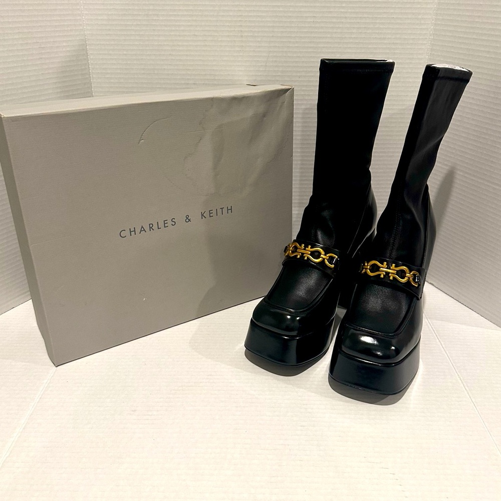 Charles & Keith NWOT Black Heeled Boots with Gold Chain Detail Size 41